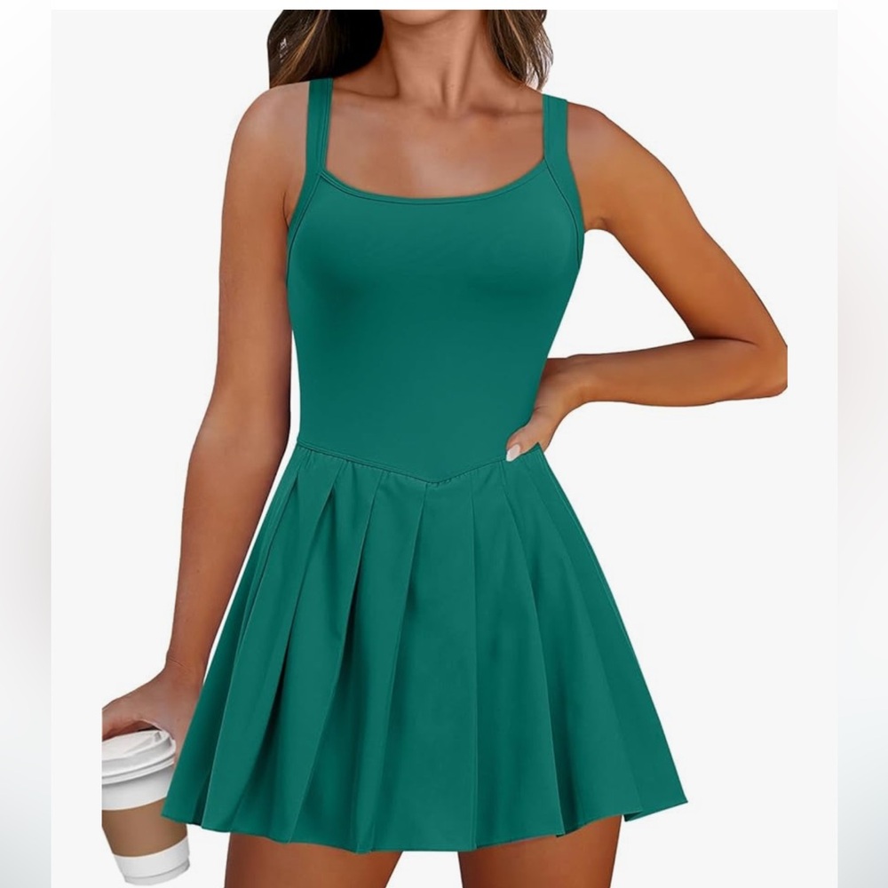 NWOT, Amazon, green athletic dress, size medium